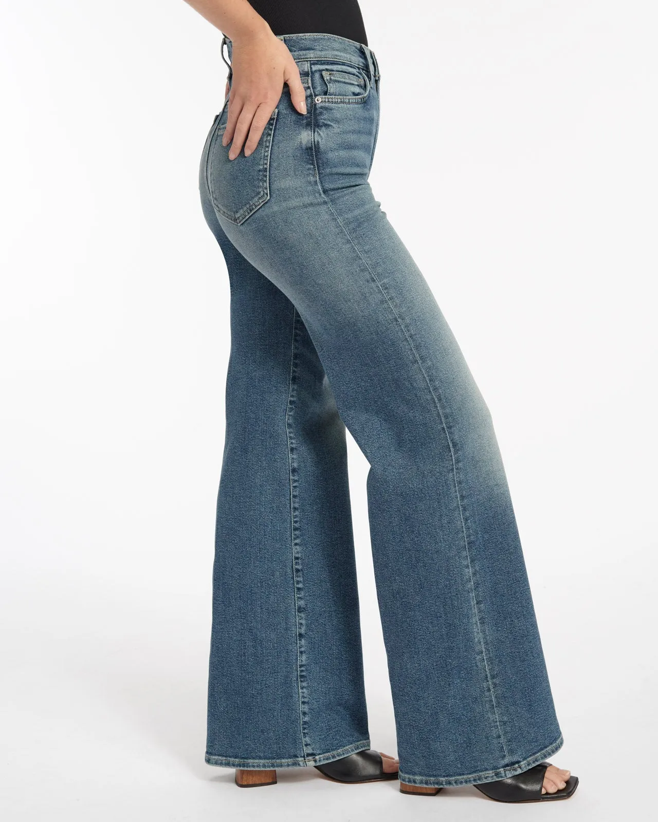 High Rise Wide Leg Jean