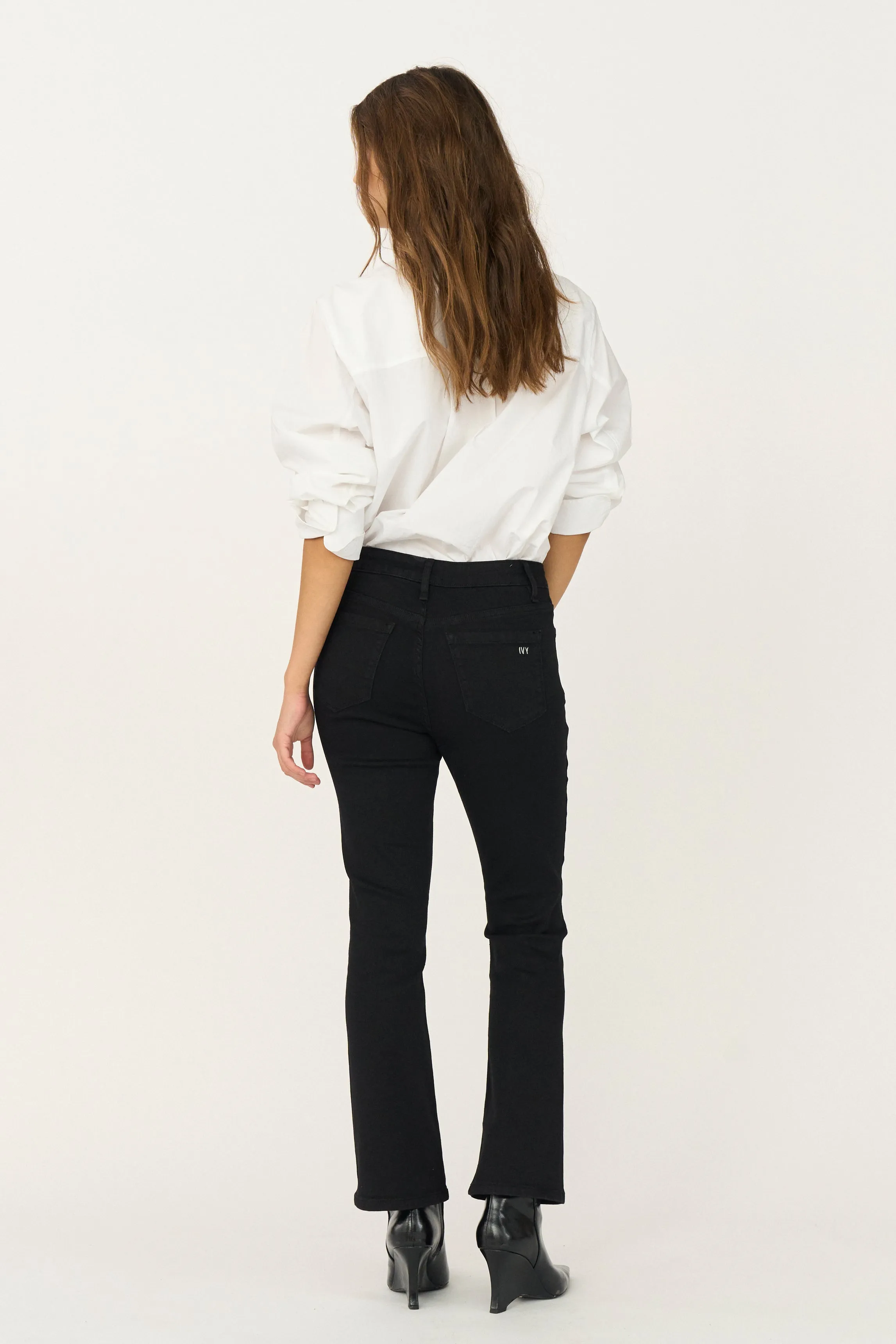 IVY-Johanna Kick Flare Wash Cool Excellent Black