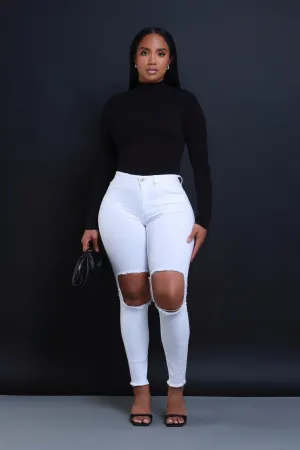Past Due Hourglass Distressed Stretchy Skinny Jeans - White